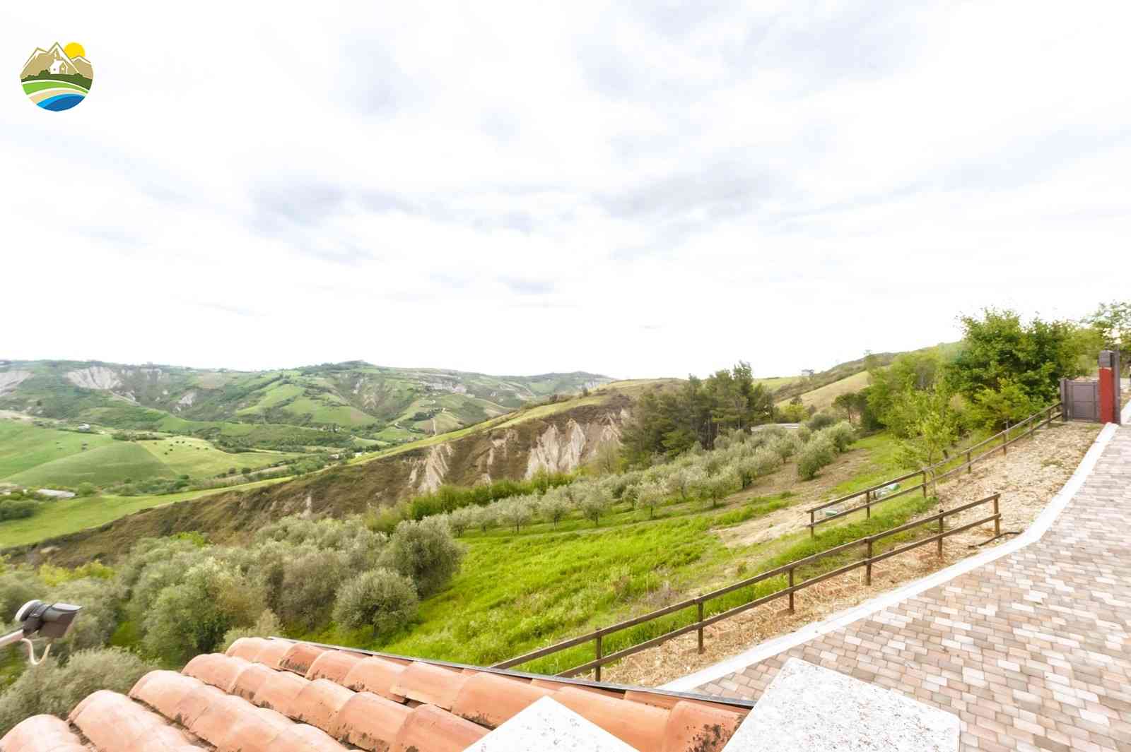 Villa Villa for sale Castilenti (TE), Villa Agreste - Castilenti - EUR 283.998 1010