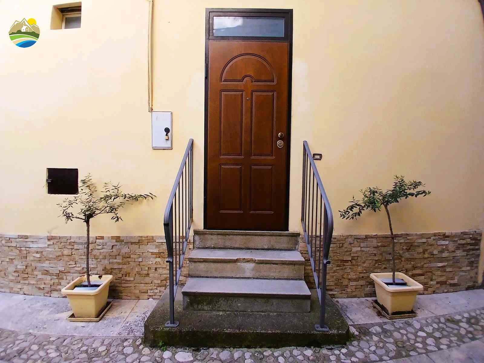 Country Houses Country Houses for sale Bisenti (TE), Casa Italia - Bisenti - EUR 39.323 750