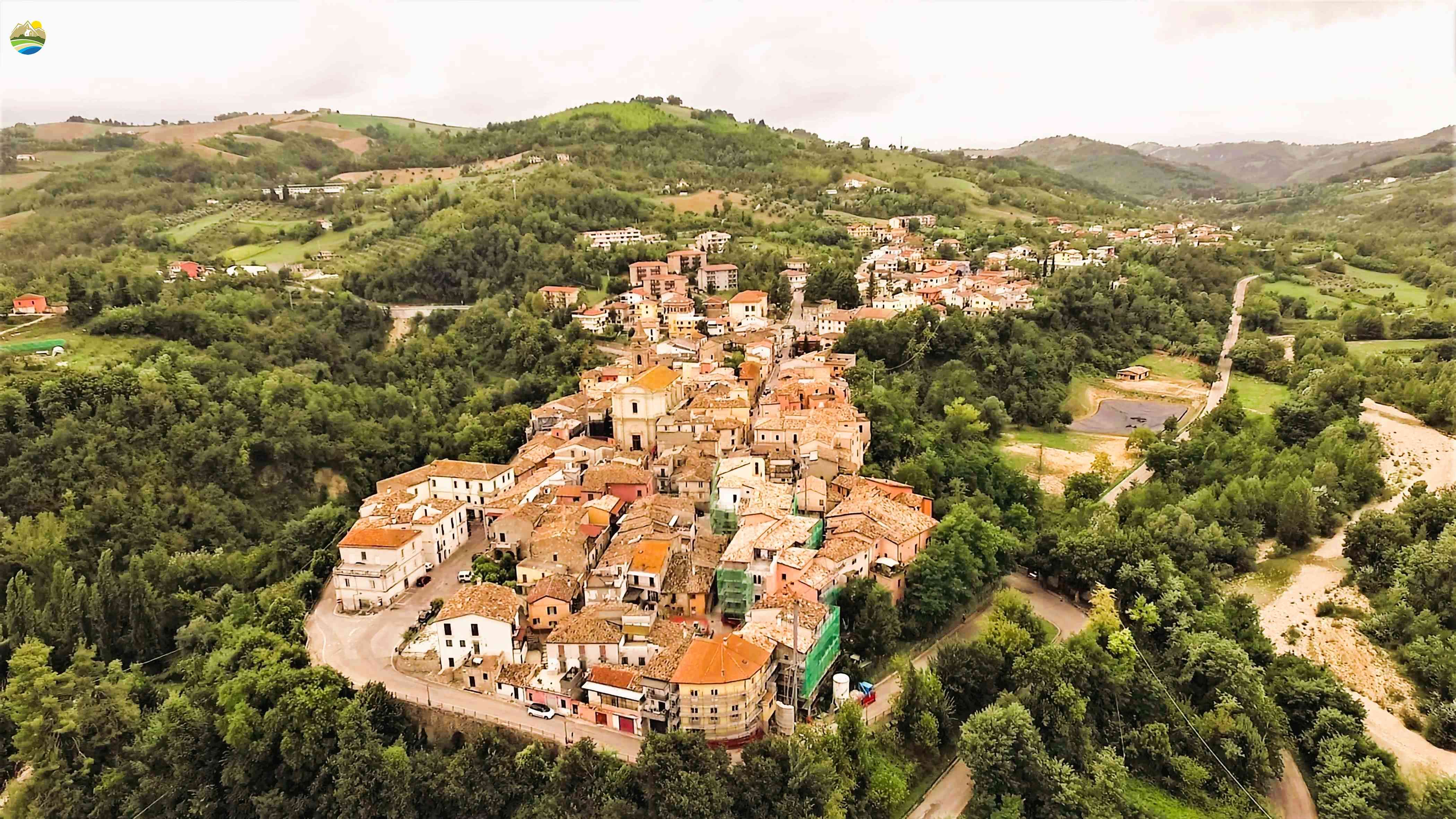 Country Houses Country Houses for sale Bisenti (TE), Casa Italia - Bisenti - EUR 39.323 910