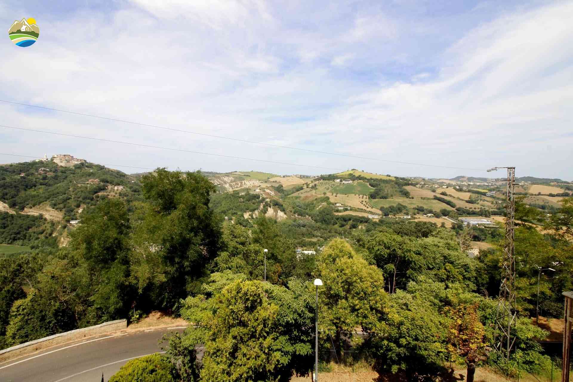 Townhouse Townhouse for sale Castiglione Messer Raimondo (TE), Casa La Piazza - Castiglione Messer Raimondo - EUR 169.306 770