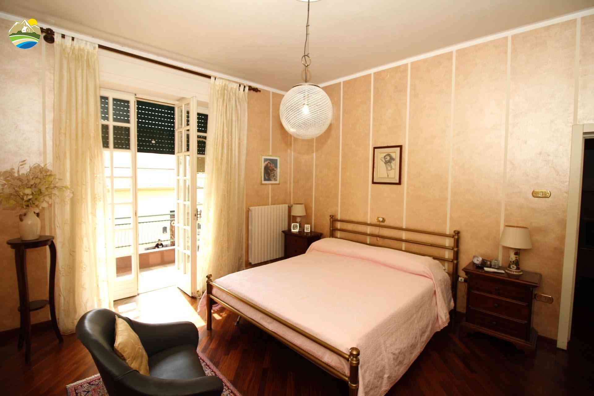 Casa in paese Casa in paese in vendita Castiglione Messer Raimondo (TE), Casa La Piazza - Castiglione Messer Raimondo - EUR 169.306 840