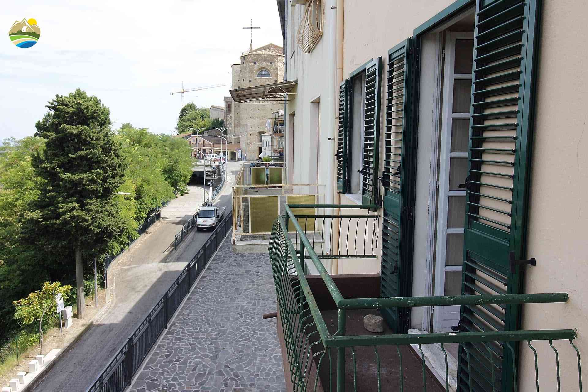 Casa in paese Casa in paese in vendita Castiglione Messer Raimondo (TE), Casa La Piazza - Castiglione Messer Raimondo - EUR 169.306 930