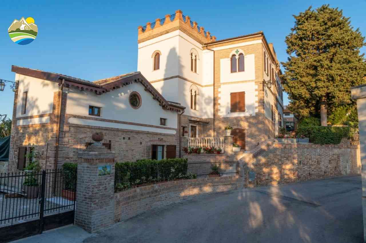 Villa Villa for sale Sant'Omero (TE), Dimora Morello - Sant'Omero - EUR 2.293.829 10