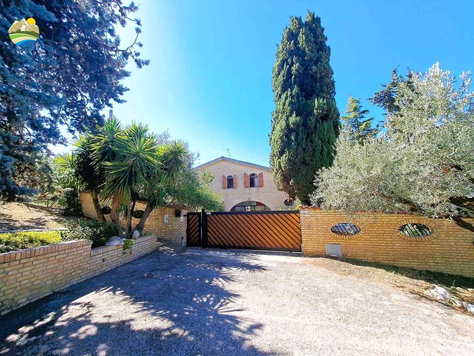 Villa Villa for sale Collecorvino (PE), Villa Tortora - Collecorvino - EUR 349.536 10