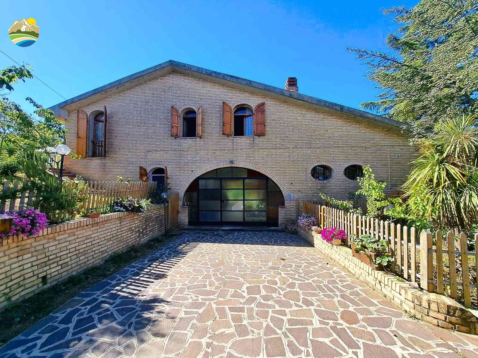 Villa Villa for sale Collecorvino (PE), Villa Tortora - Collecorvino - EUR 349.536 730