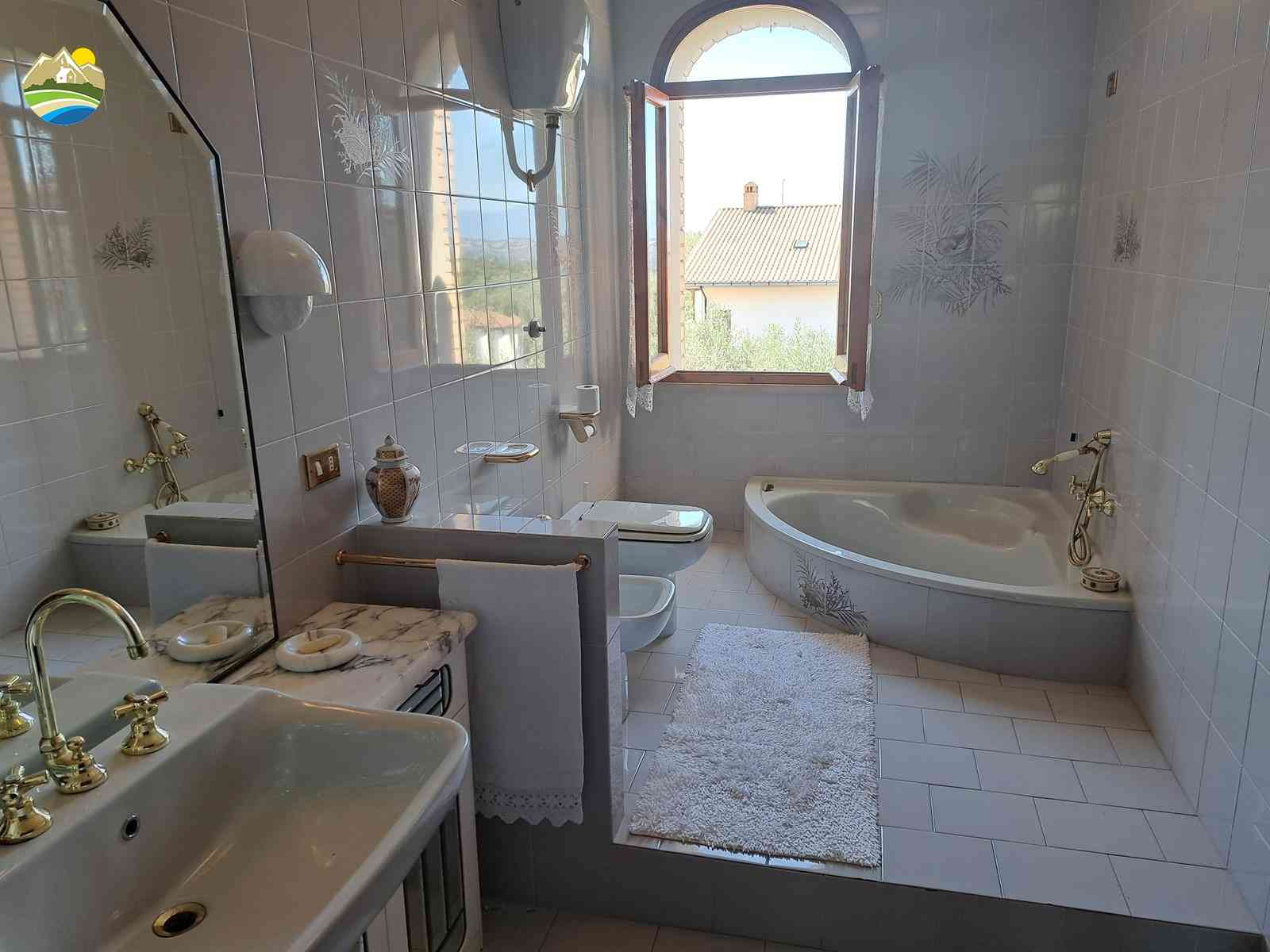 Villa Villa for sale Collecorvino (PE), Villa Tortora - Collecorvino - EUR 349.536 960