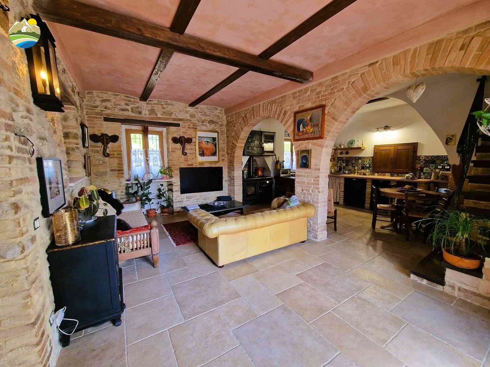 Casa singola Casa singola in vendita Crecchio (CH), Casa Allegra - Crecchio - EUR 240.306 900