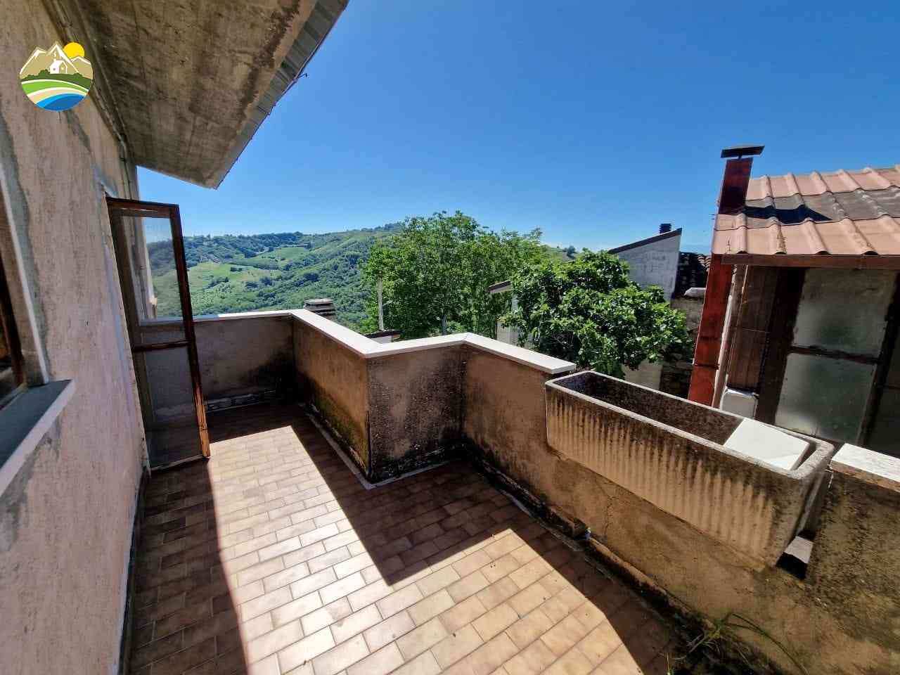 Casa in paese Casa in paese in vendita Cermignano (TE), Casa delle Rose - Cermignano - EUR 20.754 10
