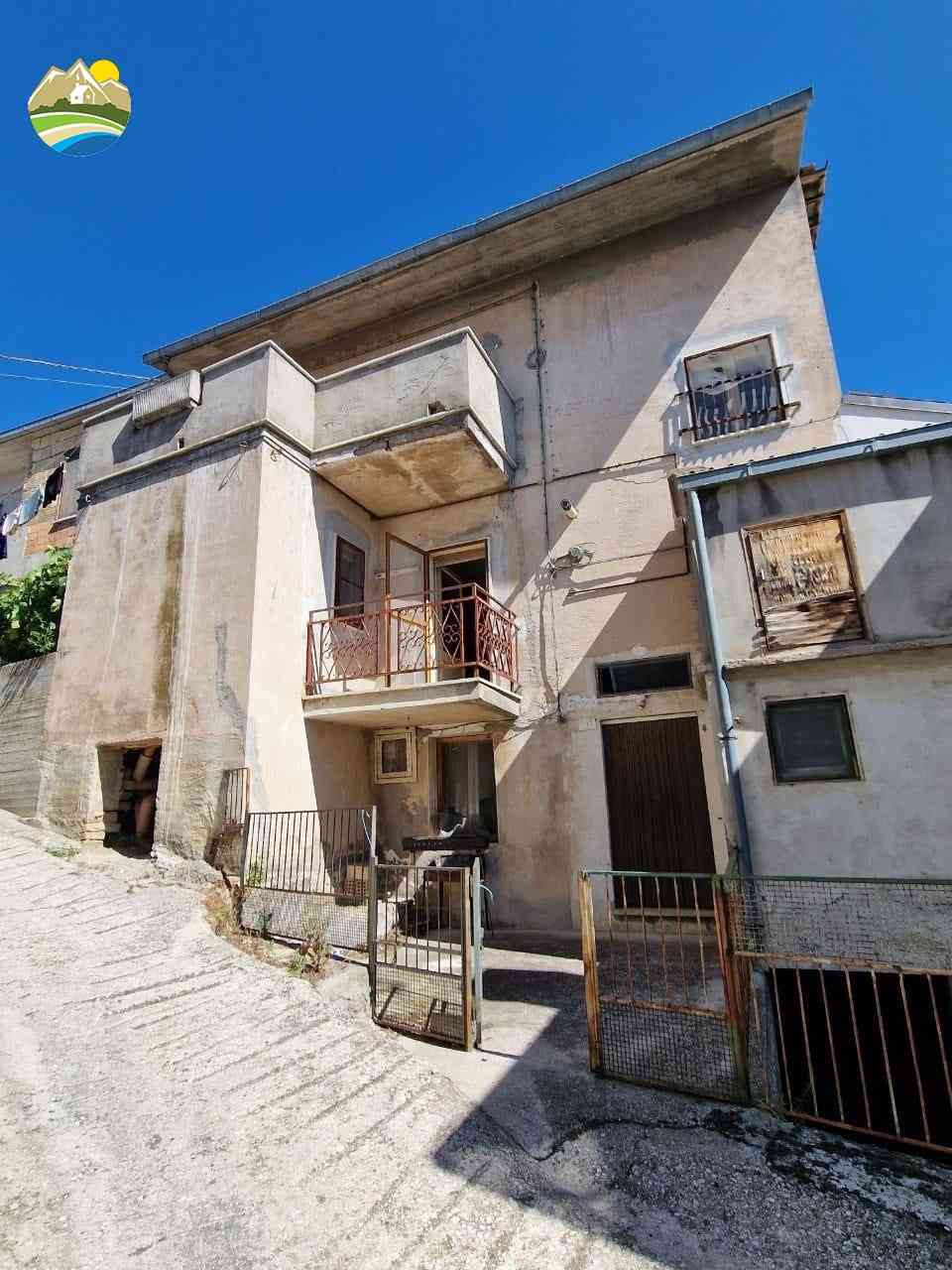 Casa in paese Casa in paese in vendita Cermignano (TE), Casa delle Rose - Cermignano - EUR 20.754 1030
