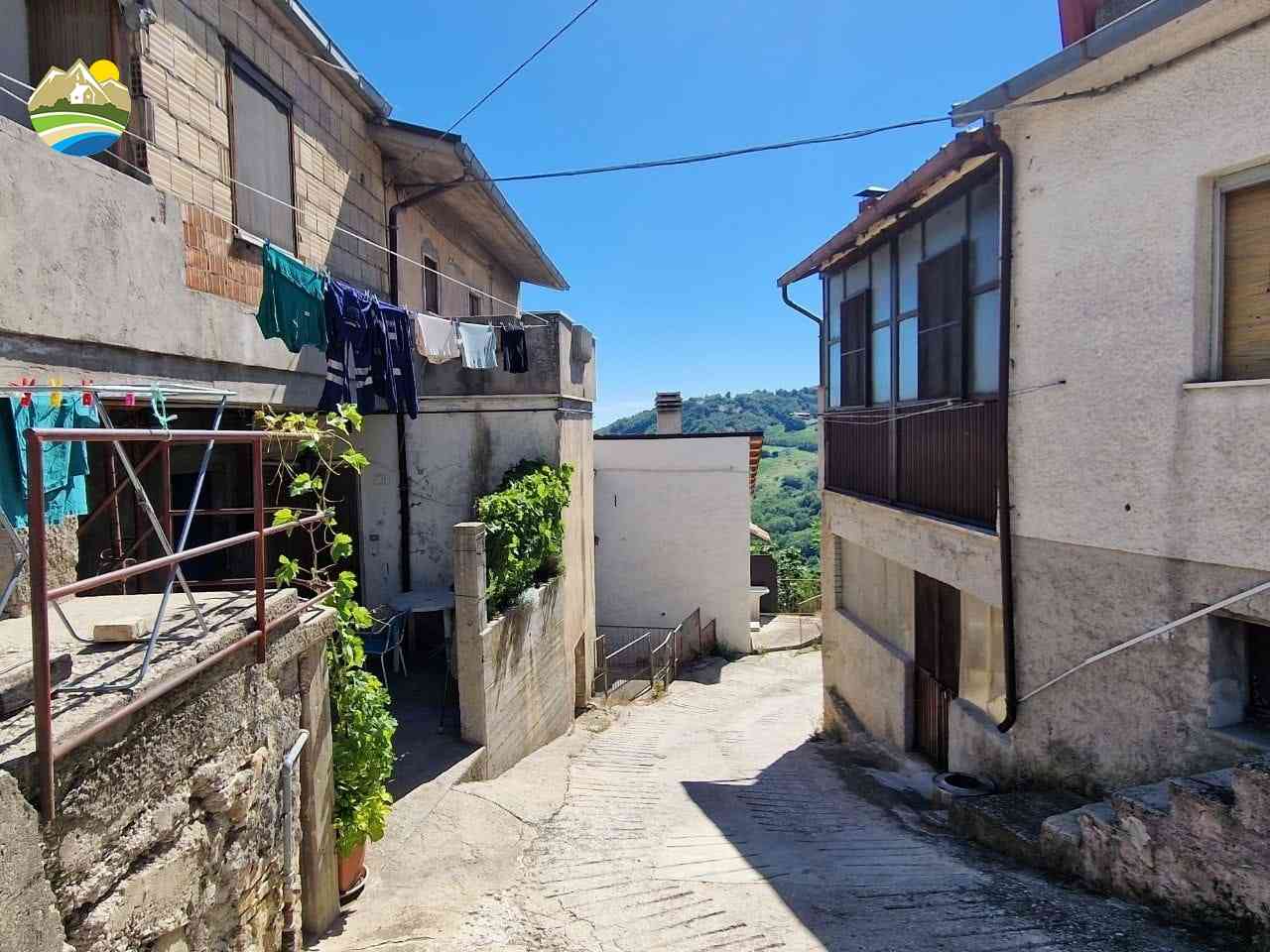 Casa in paese Casa in paese in vendita Cermignano (TE), Casa delle Rose - Cermignano - EUR 20.754 750