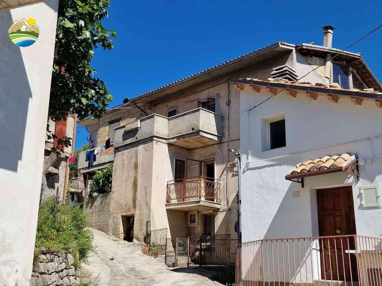 Casa in paese Casa in paese in vendita Cermignano (TE), Casa delle Rose - Cermignano - EUR 20.754 760