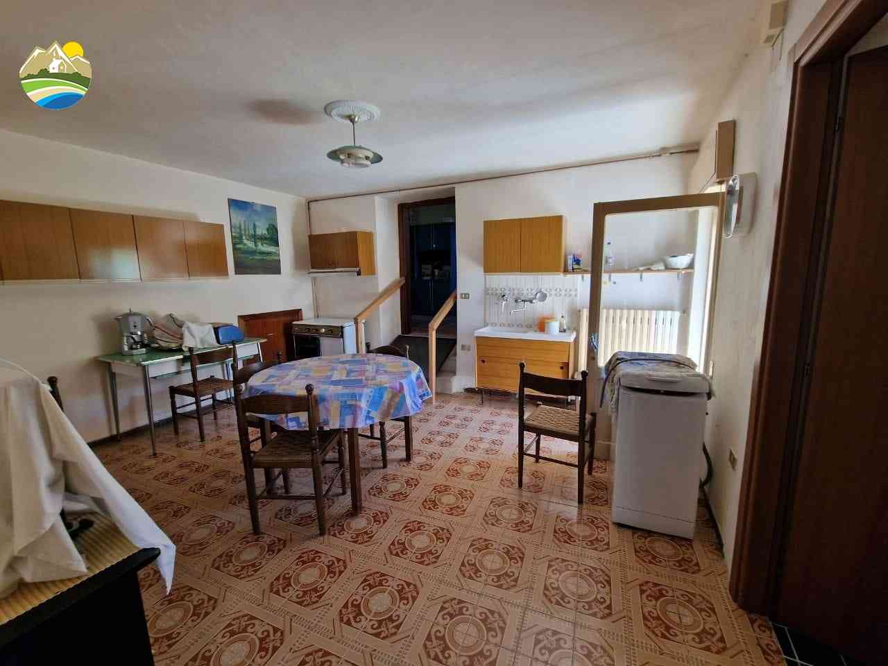Casa in paese Casa in paese in vendita Cermignano (TE), Casa delle Rose - Cermignano - EUR 20.754 870