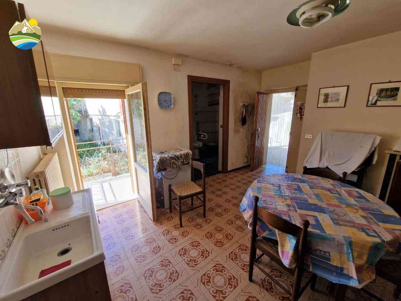 Casa in paese Casa in paese in vendita Cermignano (TE), Casa delle Rose - Cermignano - EUR 20.754 930