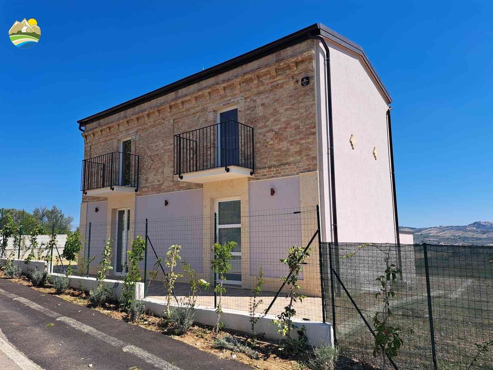 Country Houses Country Houses for sale Collecorvino (PE), Casale Raggio di Sole - Collecorvino - EUR 271.436 770