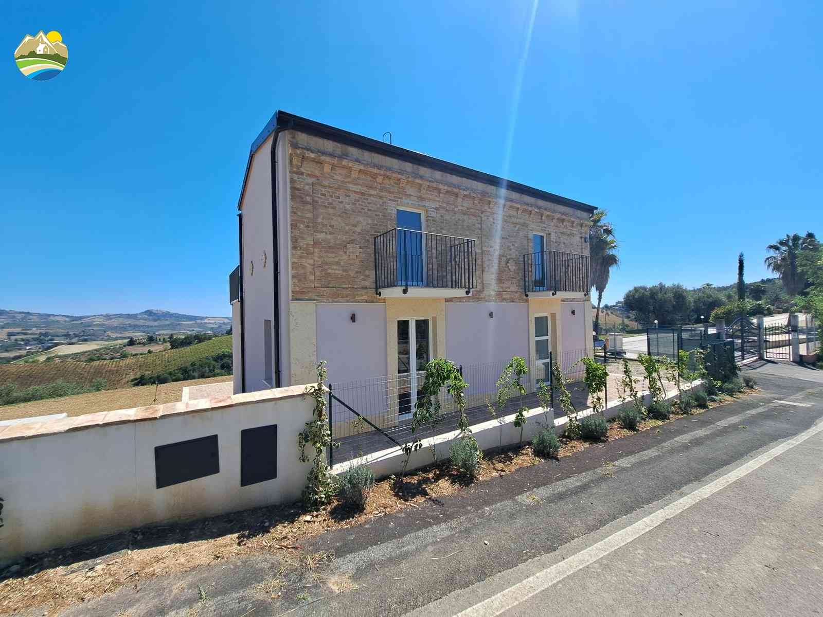 Country Houses Country Houses for sale Collecorvino (PE), Casale Raggio di Sole - Collecorvino - EUR 271.436 790