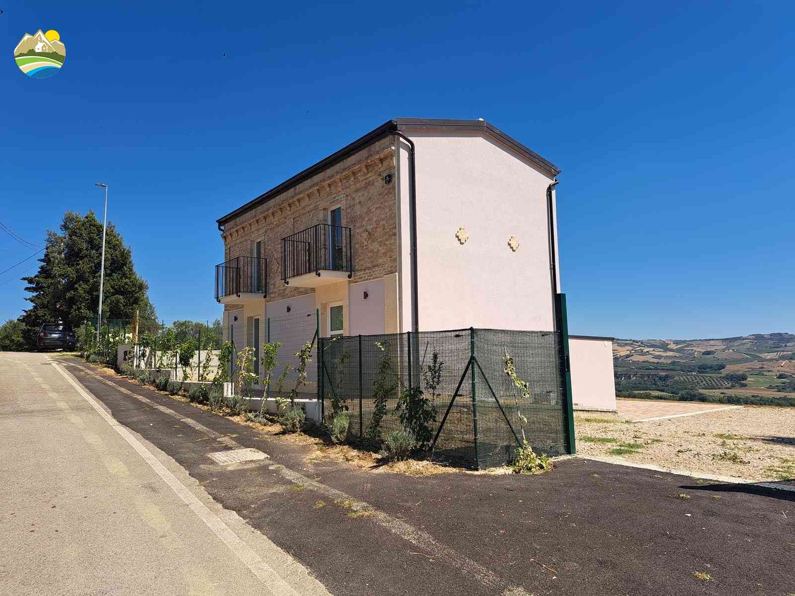 Country Houses Country Houses for sale Collecorvino (PE), Casale Raggio di Sole - Collecorvino - EUR 271.436 810