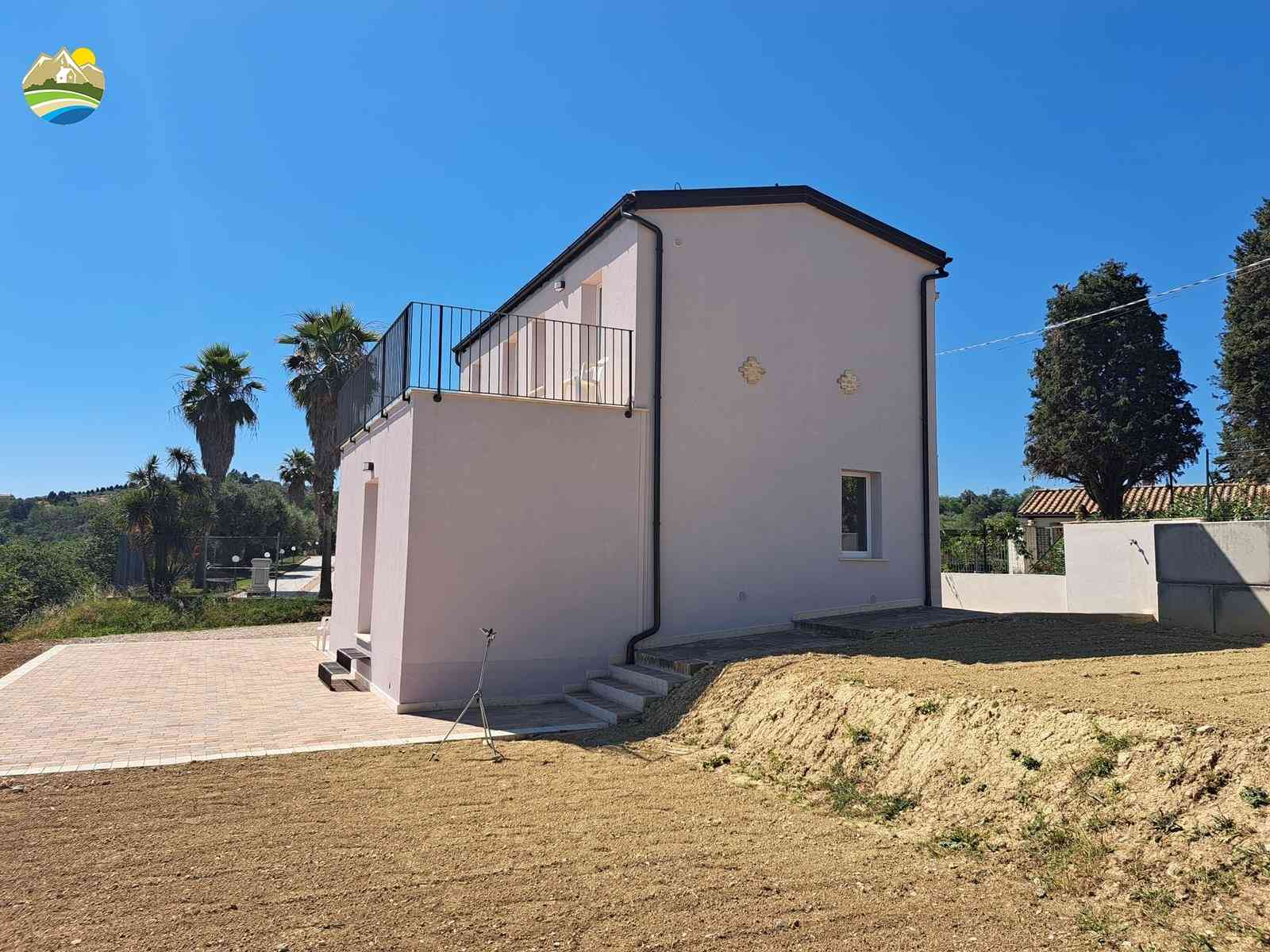 Country Houses Country Houses for sale Collecorvino (PE), Casale Raggio di Sole - Collecorvino - EUR 271.436 820