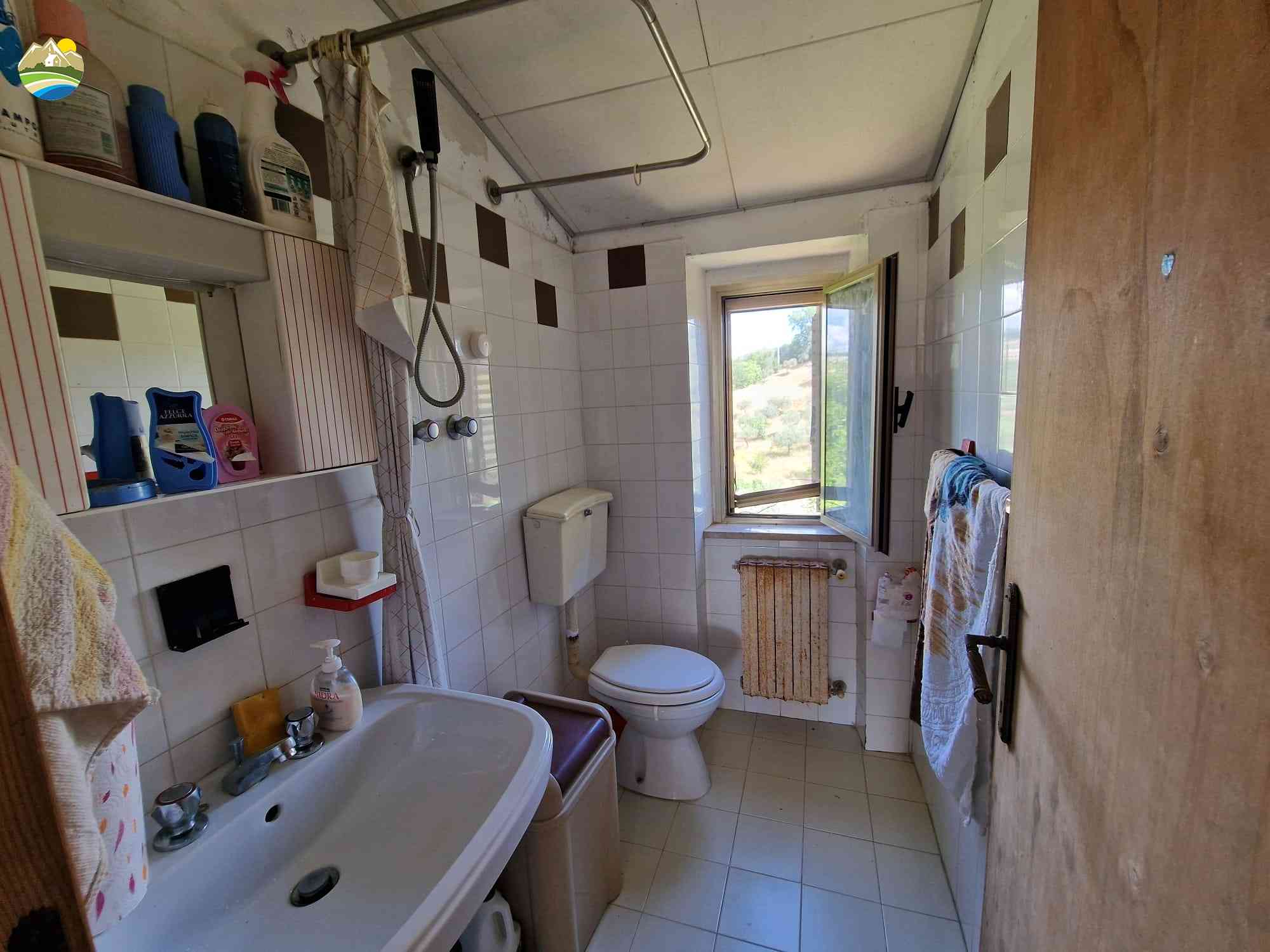 Country Houses Country Houses for sale Penne (PE), Casolare del Gallo - Penne - EUR 152.922 1070