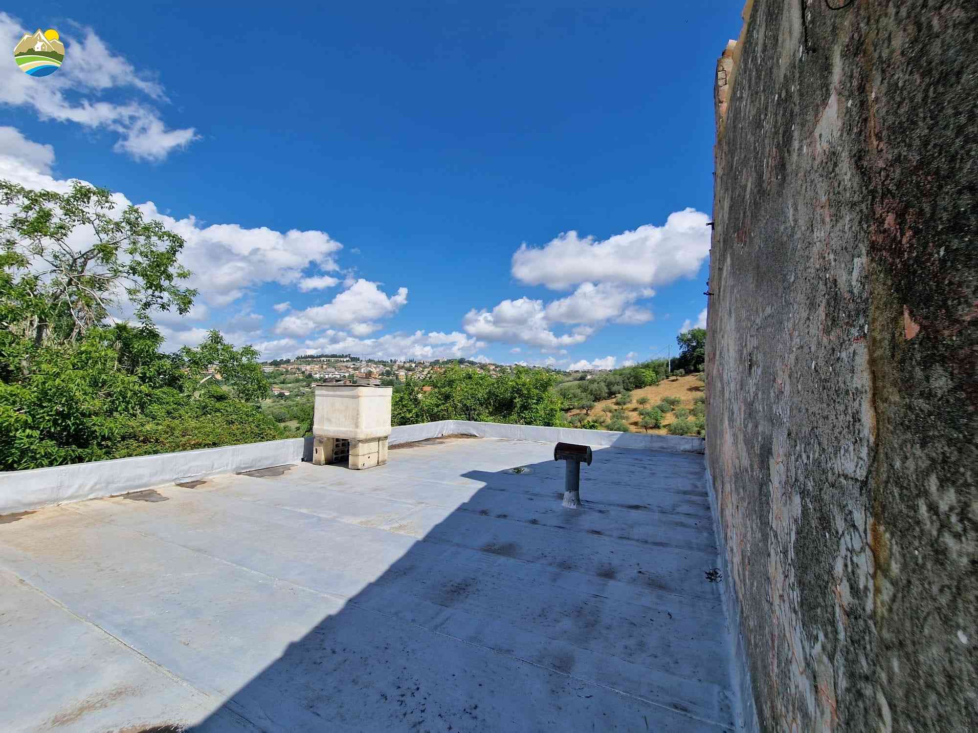 Country Houses Country Houses for sale Penne (PE), Casolare del Gallo - Penne - EUR 152.922 1080