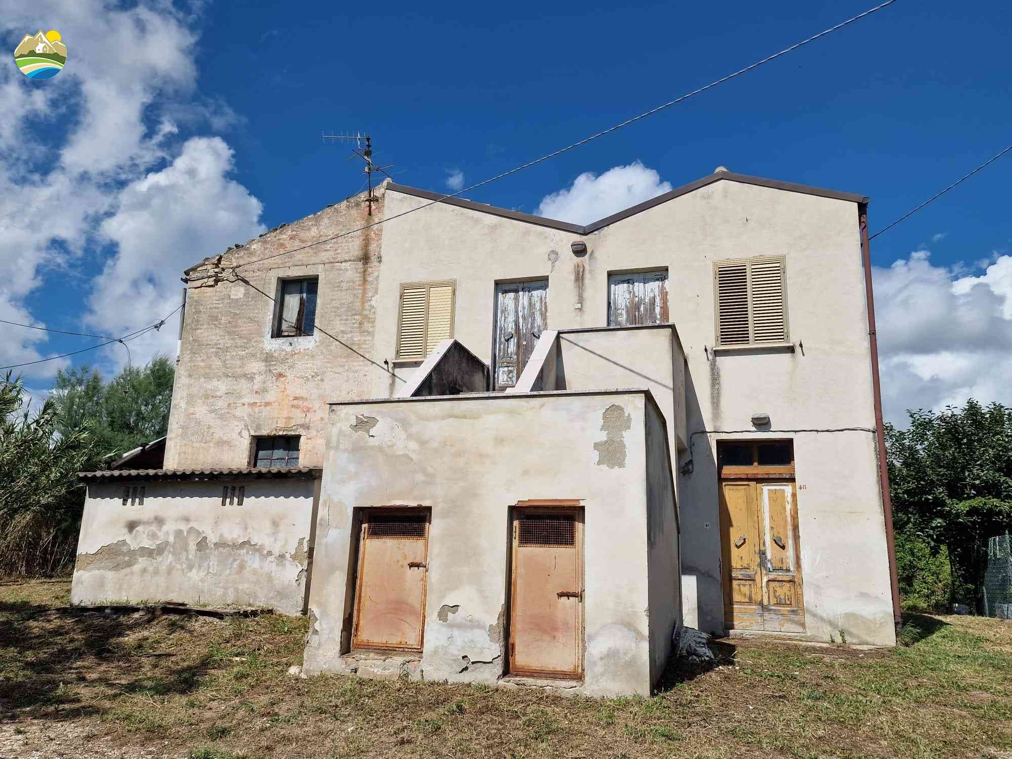 Country Houses Country Houses for sale Penne (PE), Casolare del Gallo - Penne - EUR 152.922 840