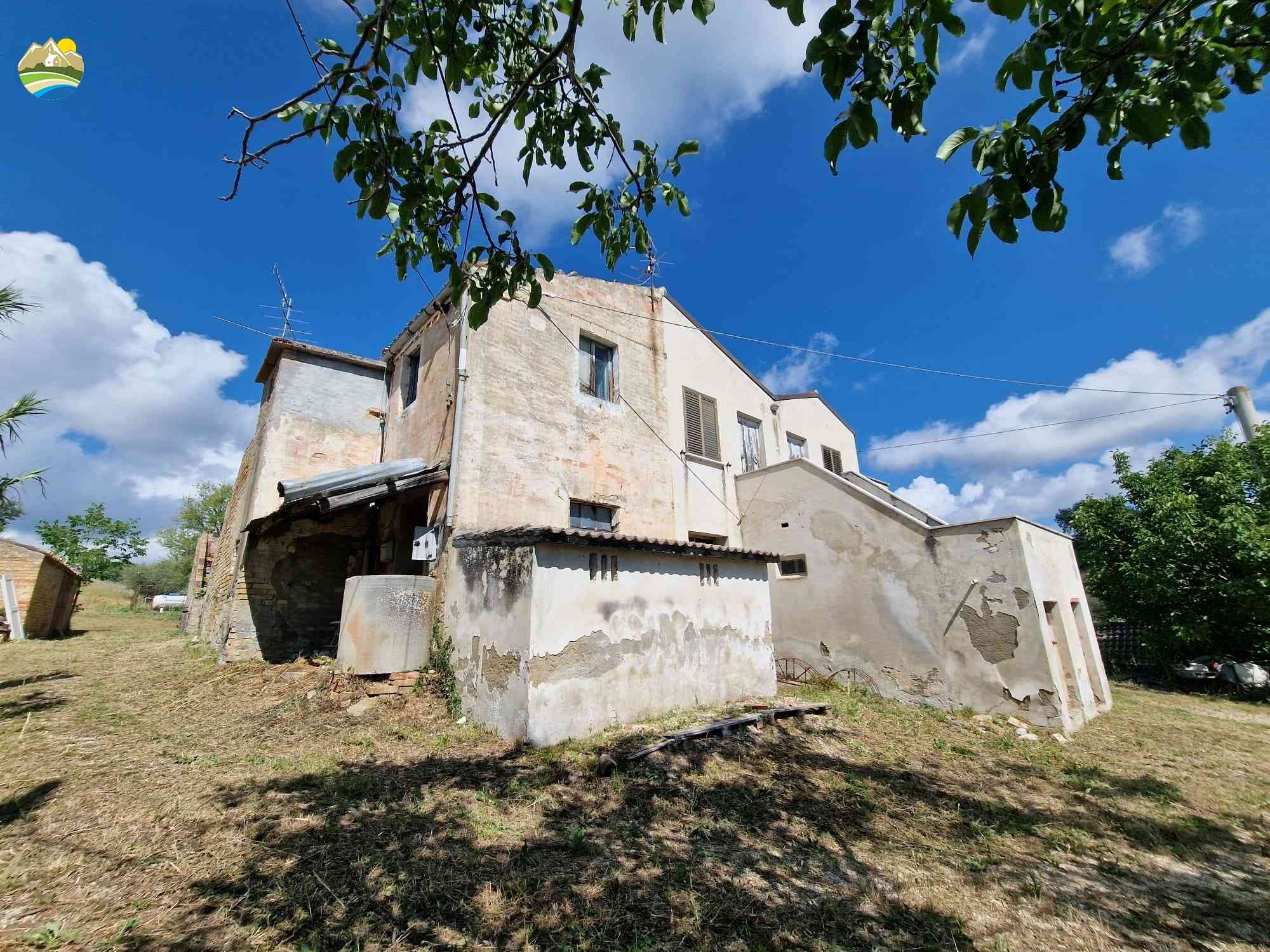Country Houses Country Houses for sale Penne (PE), Casolare del Gallo - Penne - EUR 152.922 850