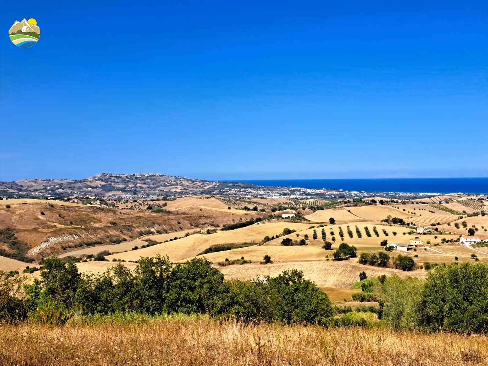 Country Houses Country Houses for sale Atri (TE), Cascina del Mare - Atri - EUR 101.584 910