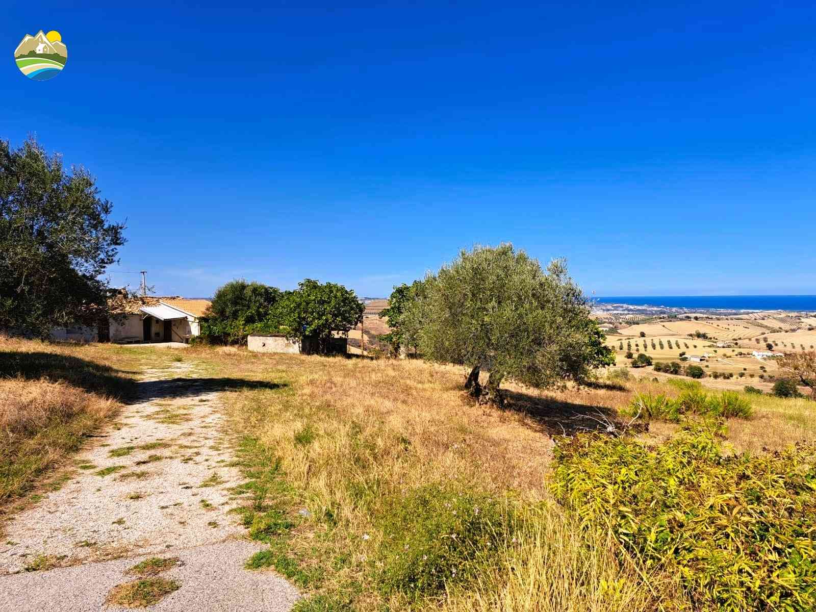 Country Houses Country Houses for sale Atri (TE), Cascina del Mare - Atri - EUR 101.584 940