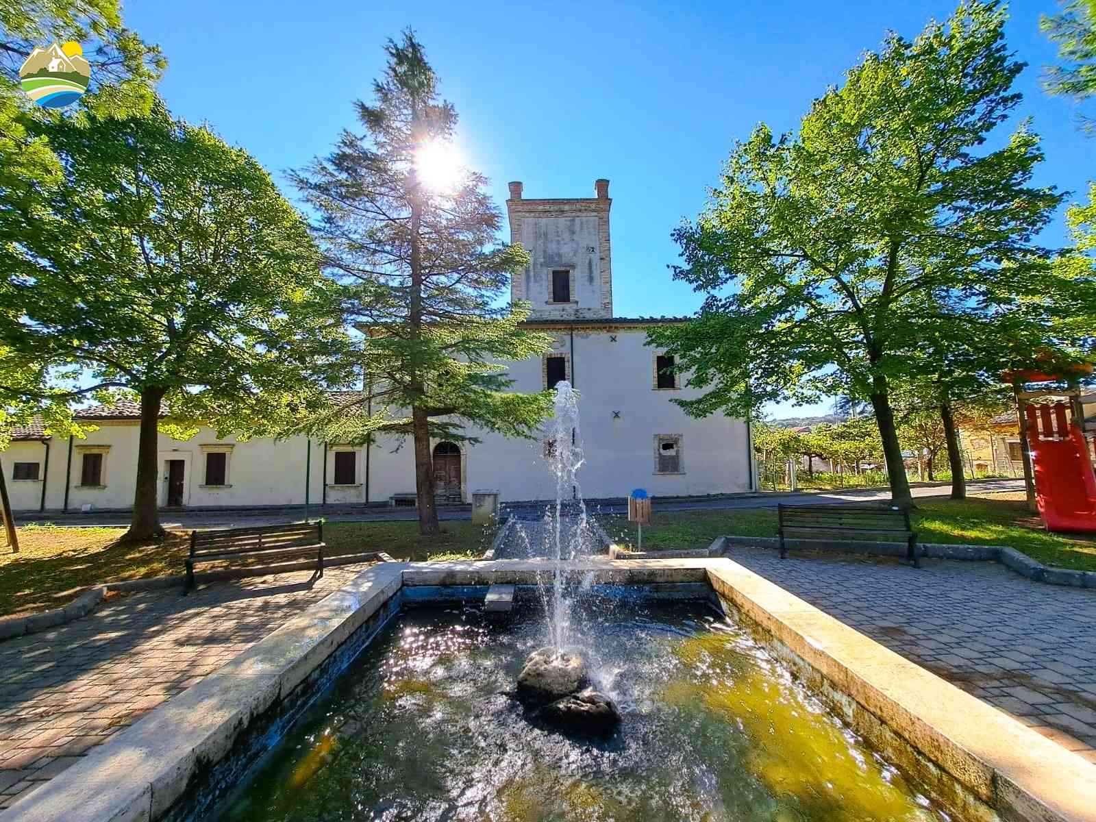 Historical Townhouse Historical Townhouse for sale Vicoli (PE), Palazzo Fontana - Vicoli - EUR 267.613 1160