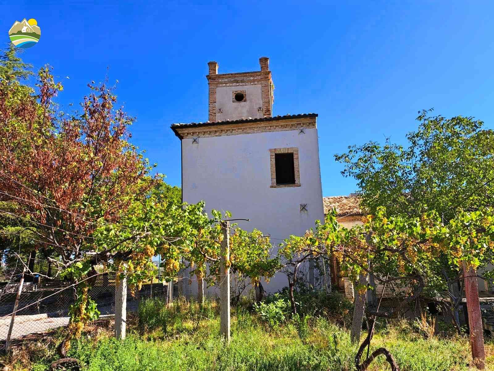 Historical Townhouse Historical Townhouse for sale Vicoli (PE), Palazzo Fontana - Vicoli - EUR 267.613 810