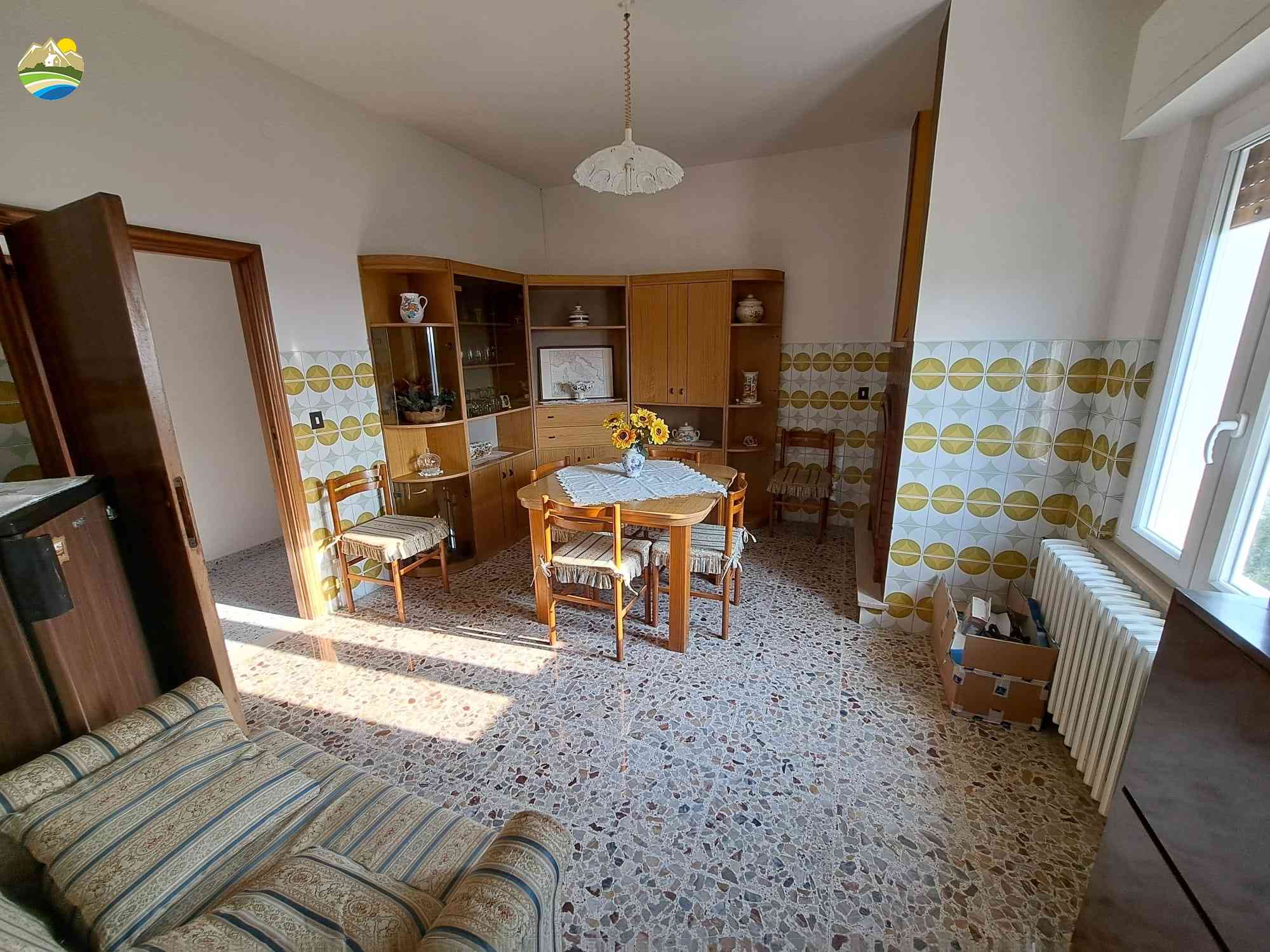 Country Houses Country Houses for sale Castiglione Messer Raimondo (TE), Casa delle Ginestre - Castiglione Messer Raimondo - EUR 240.306 880