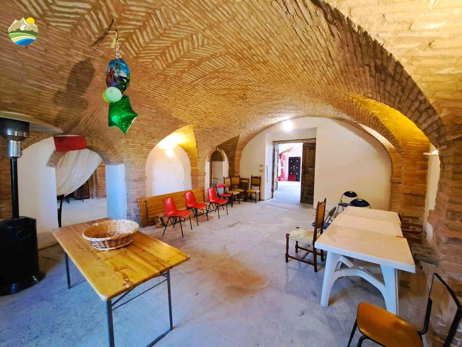 Historical Townhouse Historical Townhouse for sale Bisenti (TE), Il Vecchio Frantoio - Bisenti - EUR 267.613 760