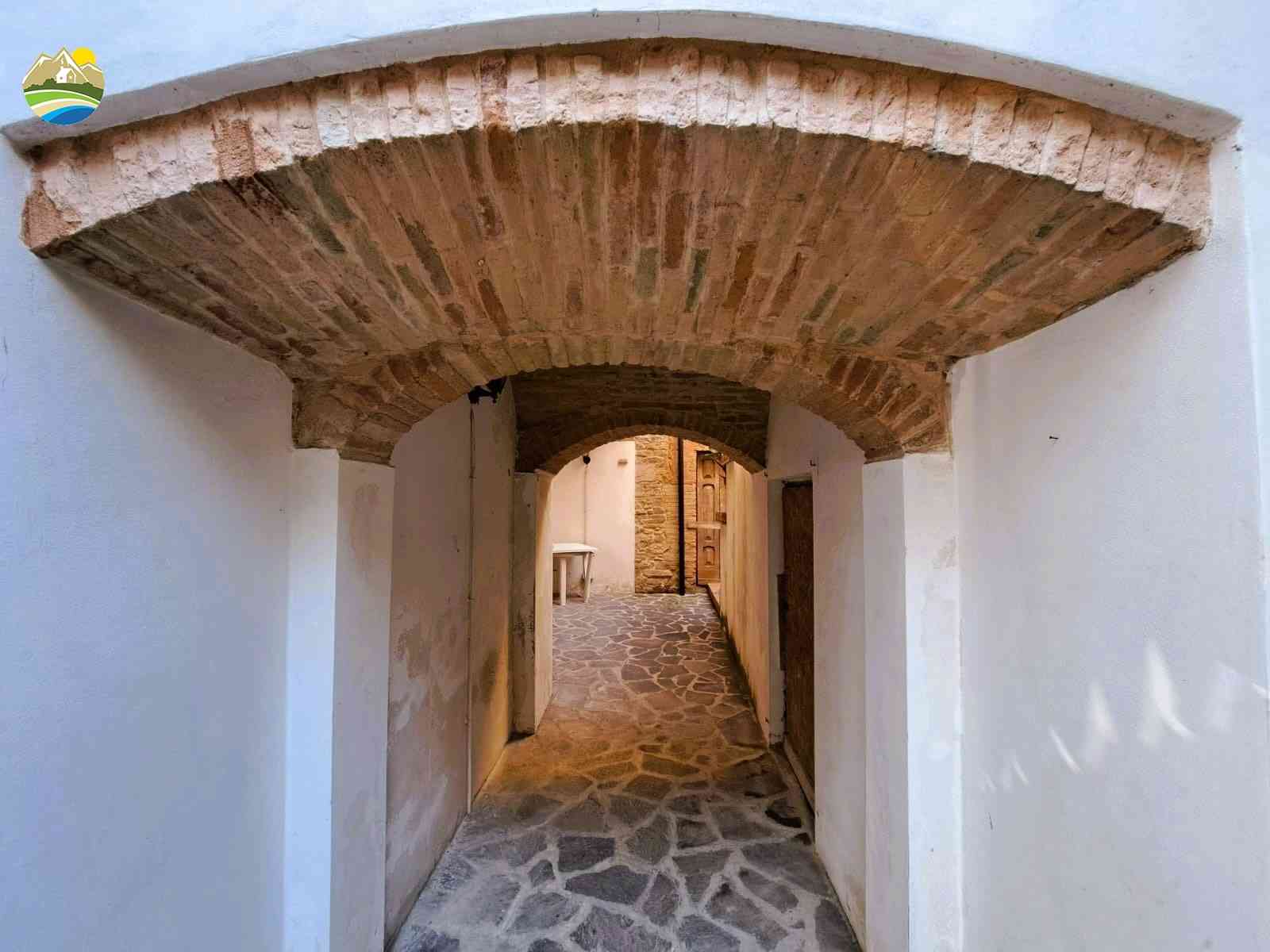 Historical Townhouse Historical Townhouse for sale Bisenti (TE), Il Vecchio Frantoio - Bisenti - EUR 267.613 830