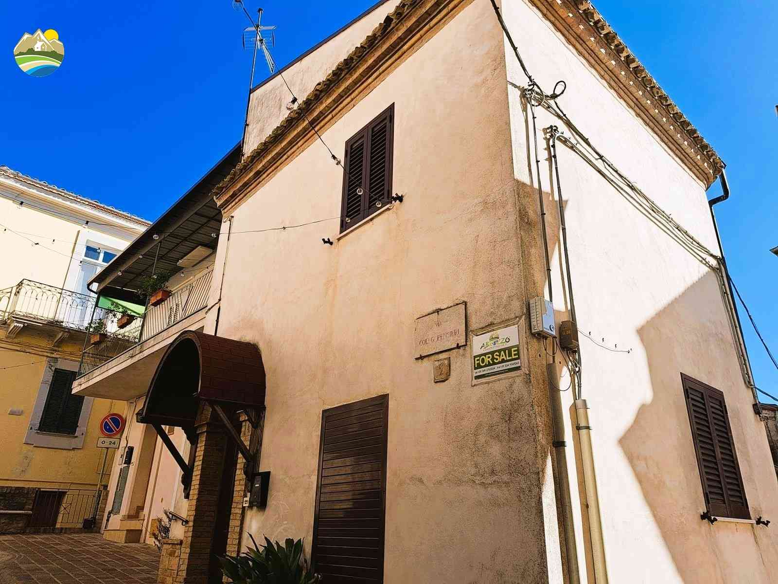 Townhouse Townhouse for sale Montefino (TE), Casa del Borgo - Montefino - EUR 57.892 770