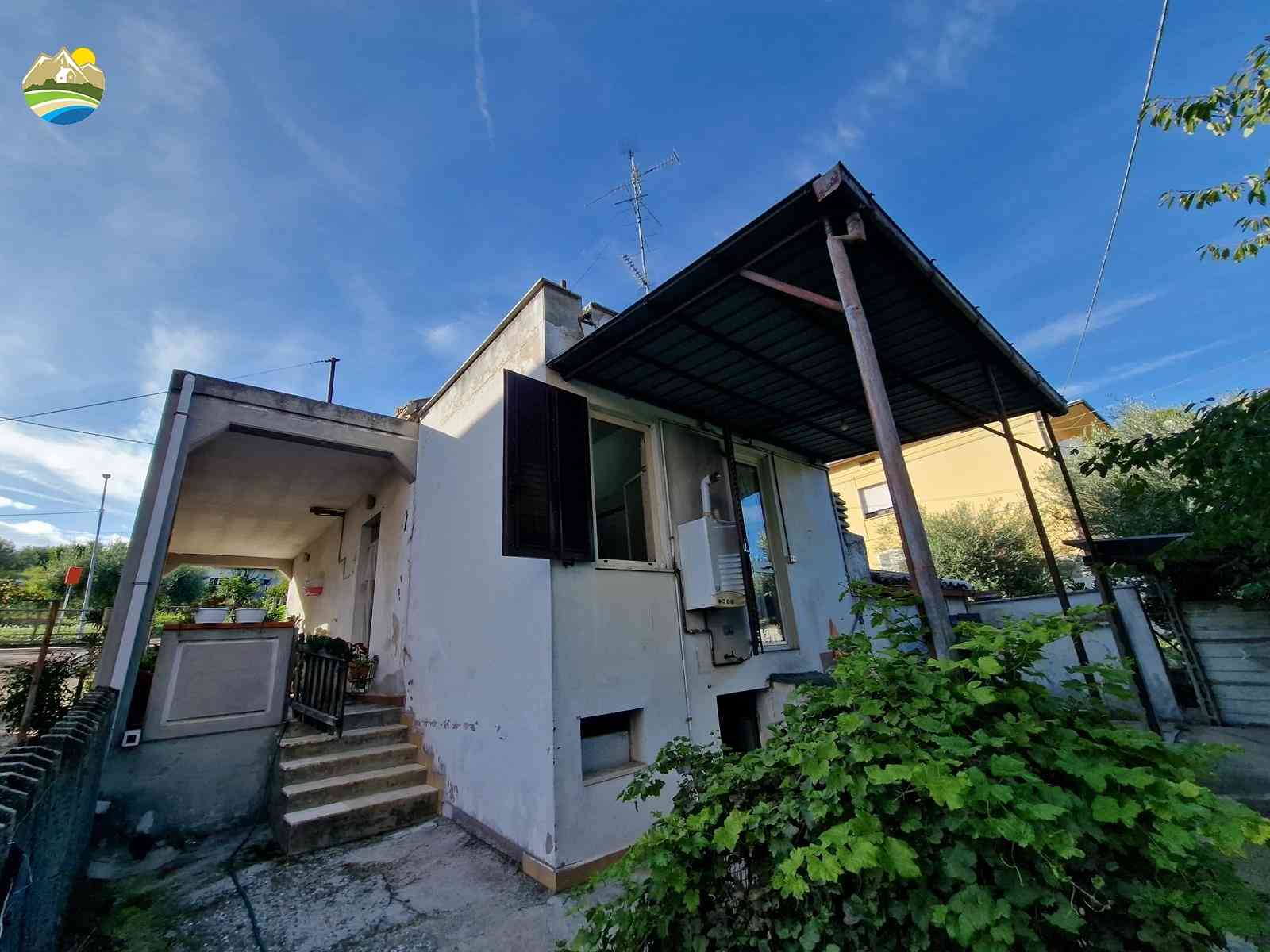 Detached House Detached House for sale Notaresco (TE), Casa Mentuccia - Notaresco - EUR 75.000 780