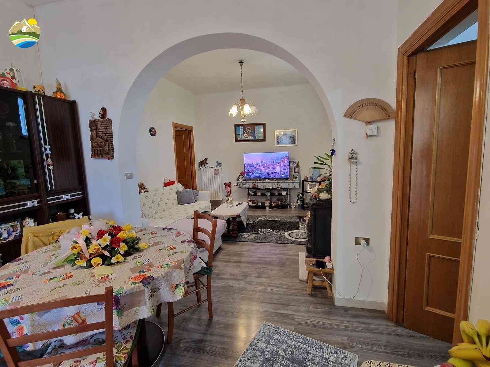 Detached House Detached House for sale Notaresco (TE), Casa Mentuccia - Notaresco - EUR 75.000 840