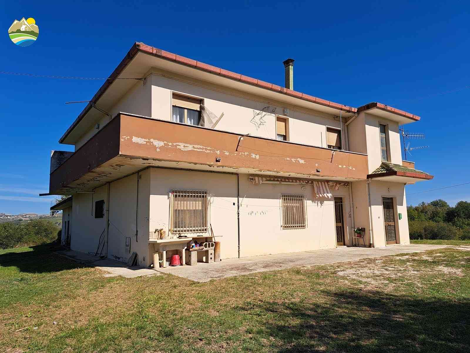 Country Houses Country Houses for sale Picciano (PE), Casa Airone - Picciano - EUR 205.000 760