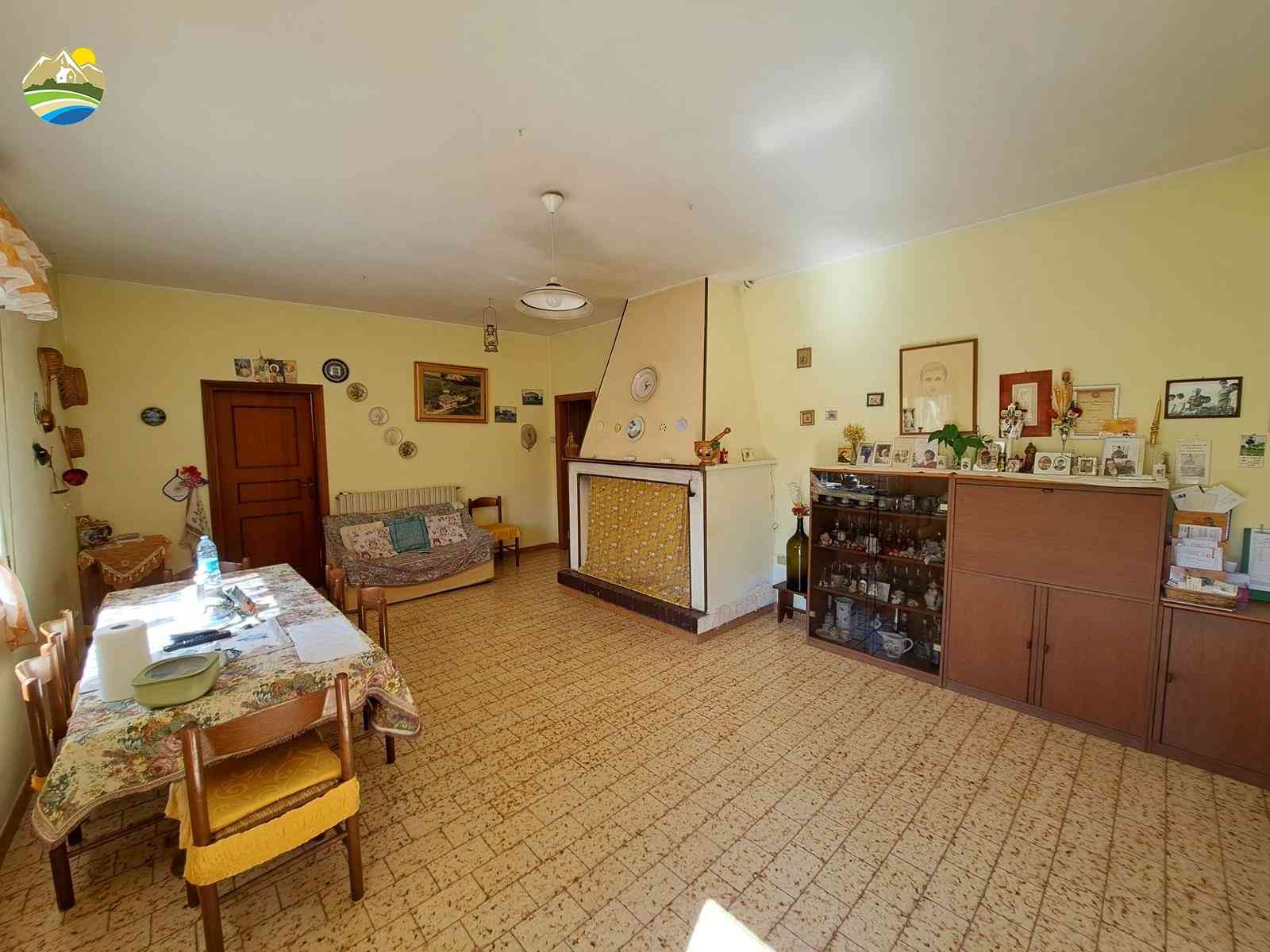 Country Houses Country Houses for sale Picciano (PE), Casa Airone - Picciano - EUR 205.000 790