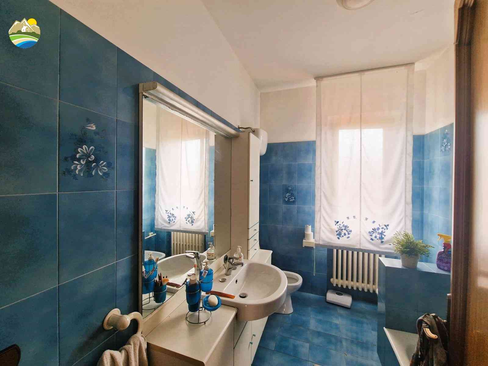 Country Houses Country Houses for sale Morro D'Oro (TE), Casa Morro - Morro D'Oro - EUR 240.306 970
