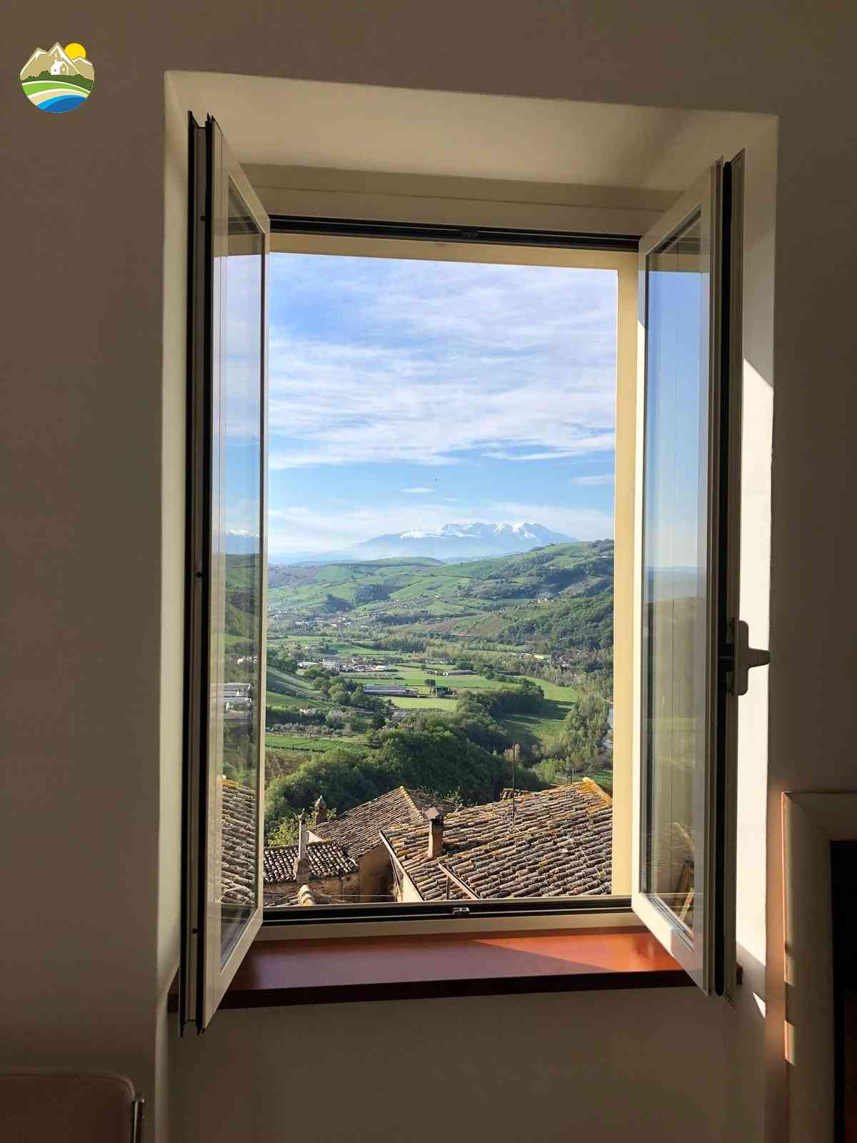 Casa in paese Casa in paese in vendita Montefino (TE), Casa dell'Orologio - Montefino - EUR 76.461 1000