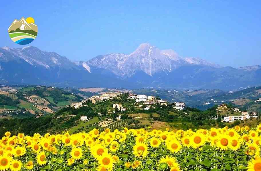 Casa in paese Casa in paese in vendita Montefino (TE), Casa dell'Orologio - Montefino - EUR 76.461 1040
