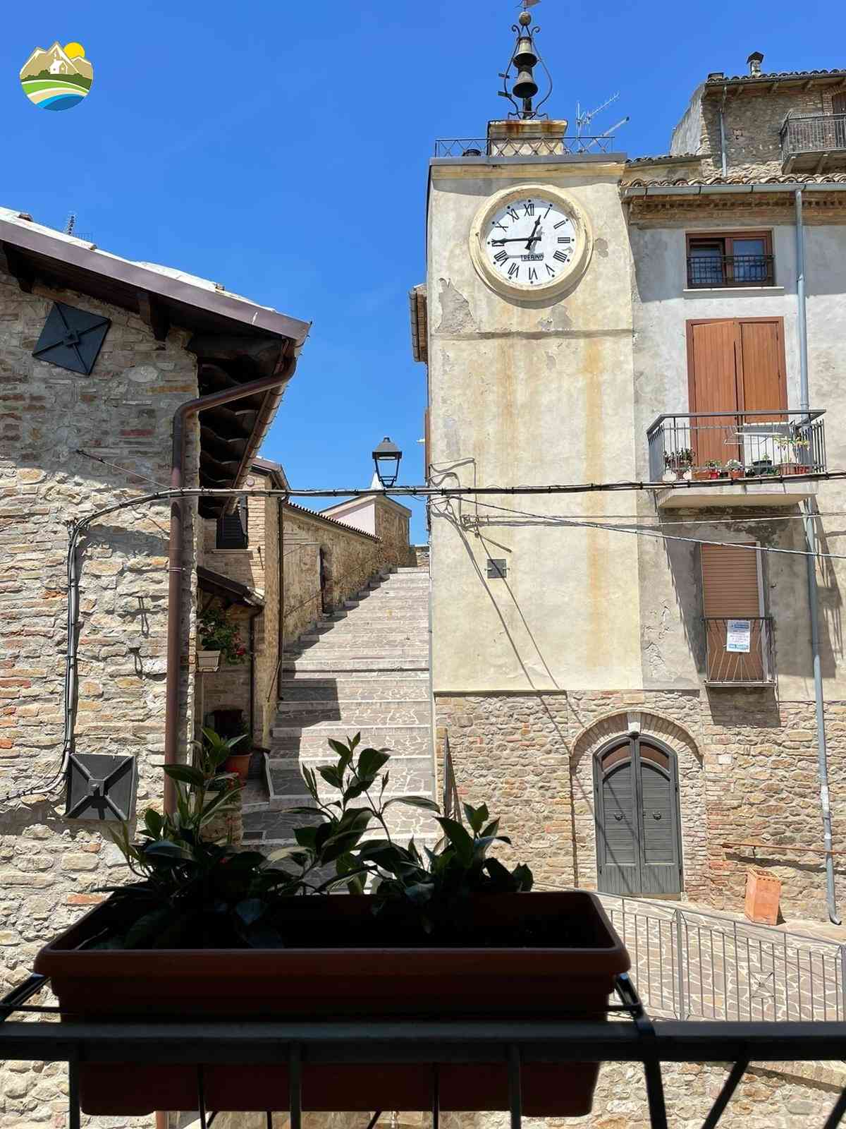 Casa in paese Casa in paese in vendita Montefino (TE), Casa dell'Orologio - Montefino - EUR 76.461 950