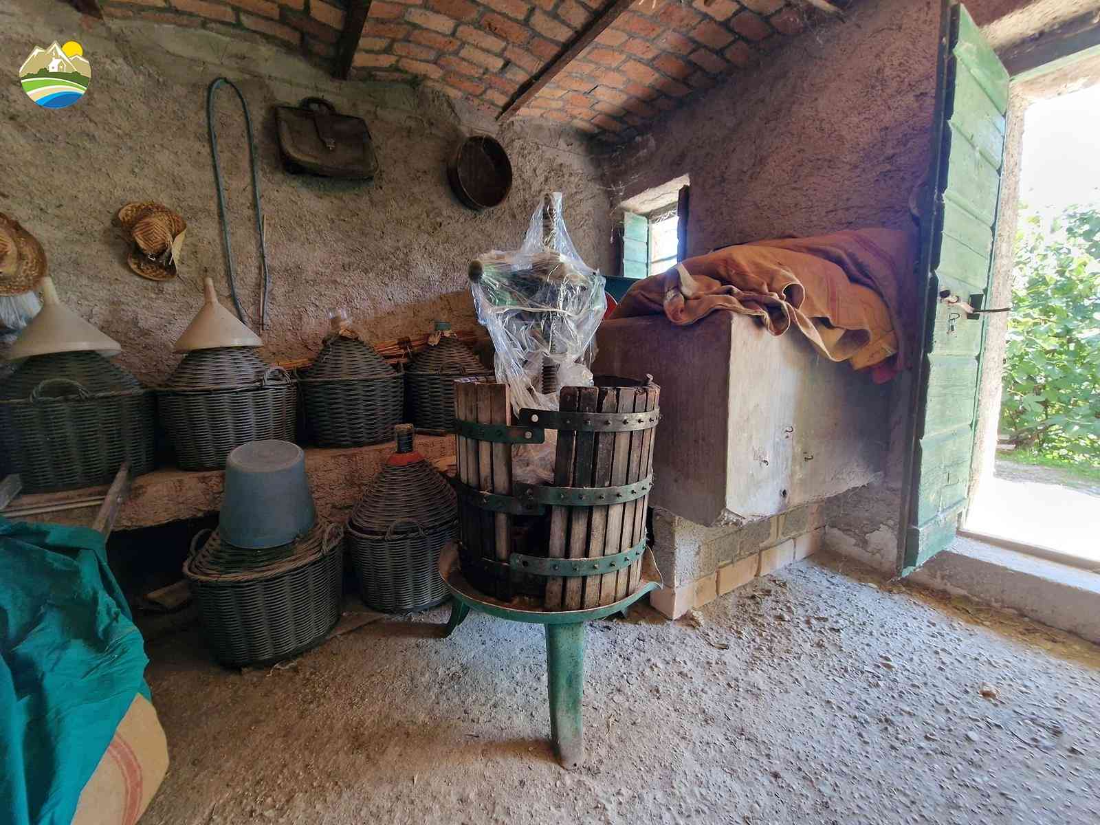 Country Houses Country Houses for sale Cermignano (TE), Casa del Poggio - Cermignano - EUR 27.307 1020