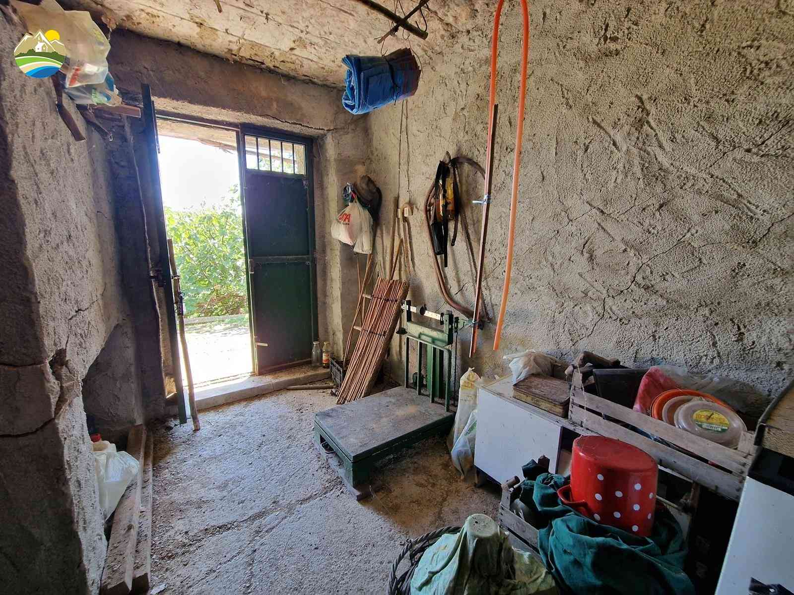 Country Houses Country Houses for sale Cermignano (TE), Casa del Poggio - Cermignano - EUR 27.307 1040