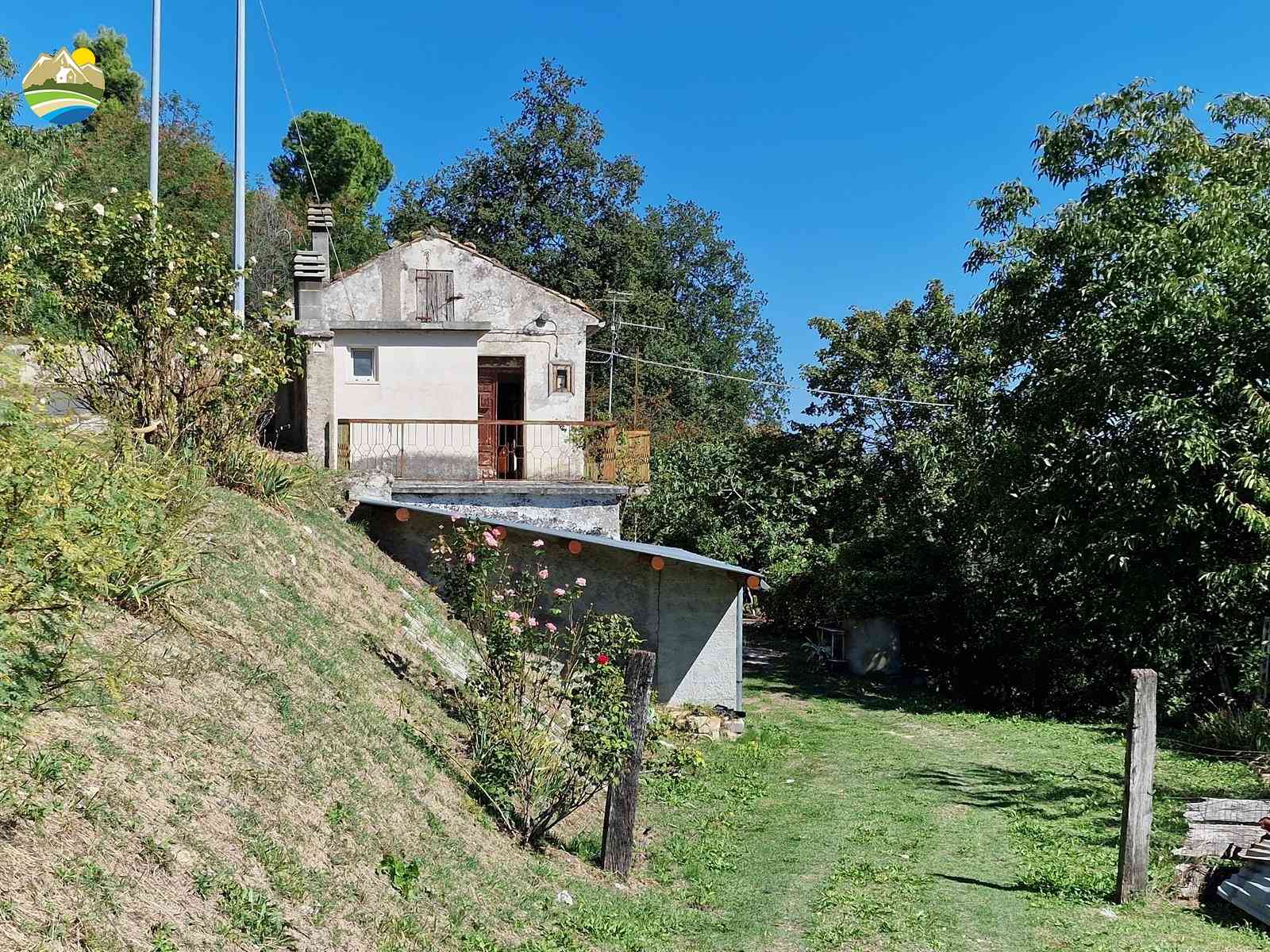 Country Houses Country Houses for sale Cermignano (TE), Casa del Poggio - Cermignano - EUR 27.307 850