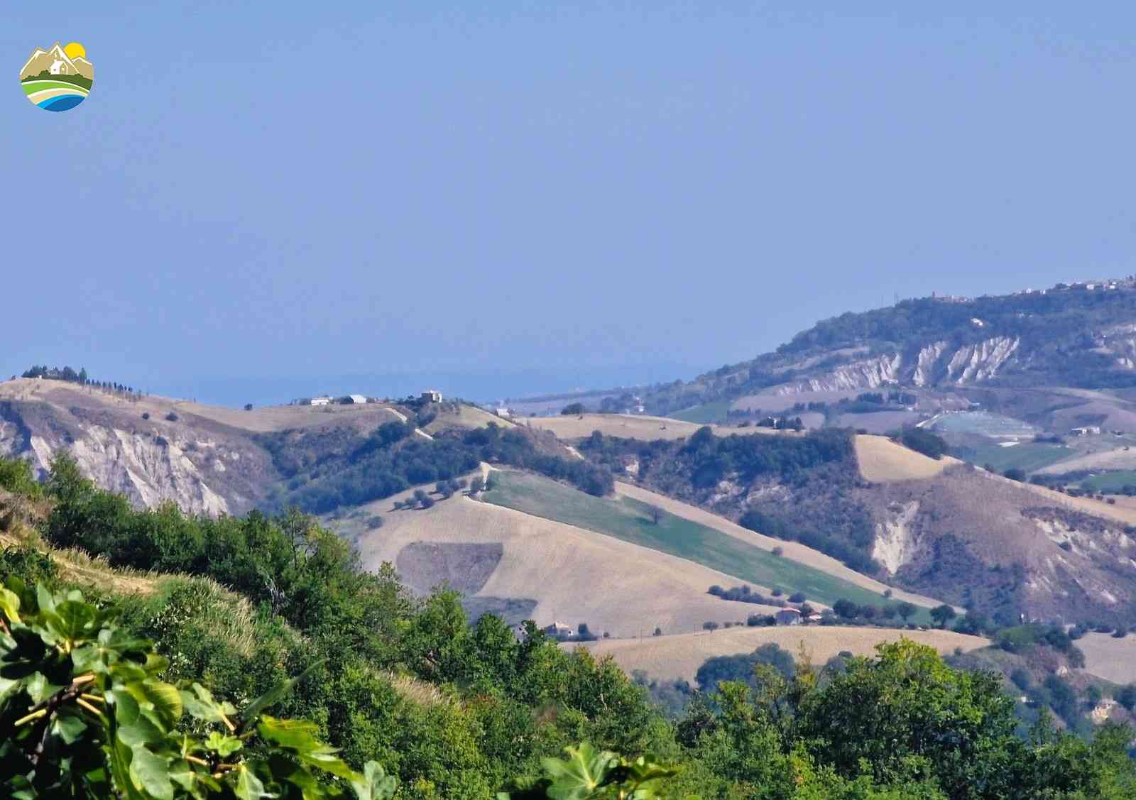 Country Houses Country Houses for sale Cermignano (TE), Casa del Poggio - Cermignano - EUR 27.307 890