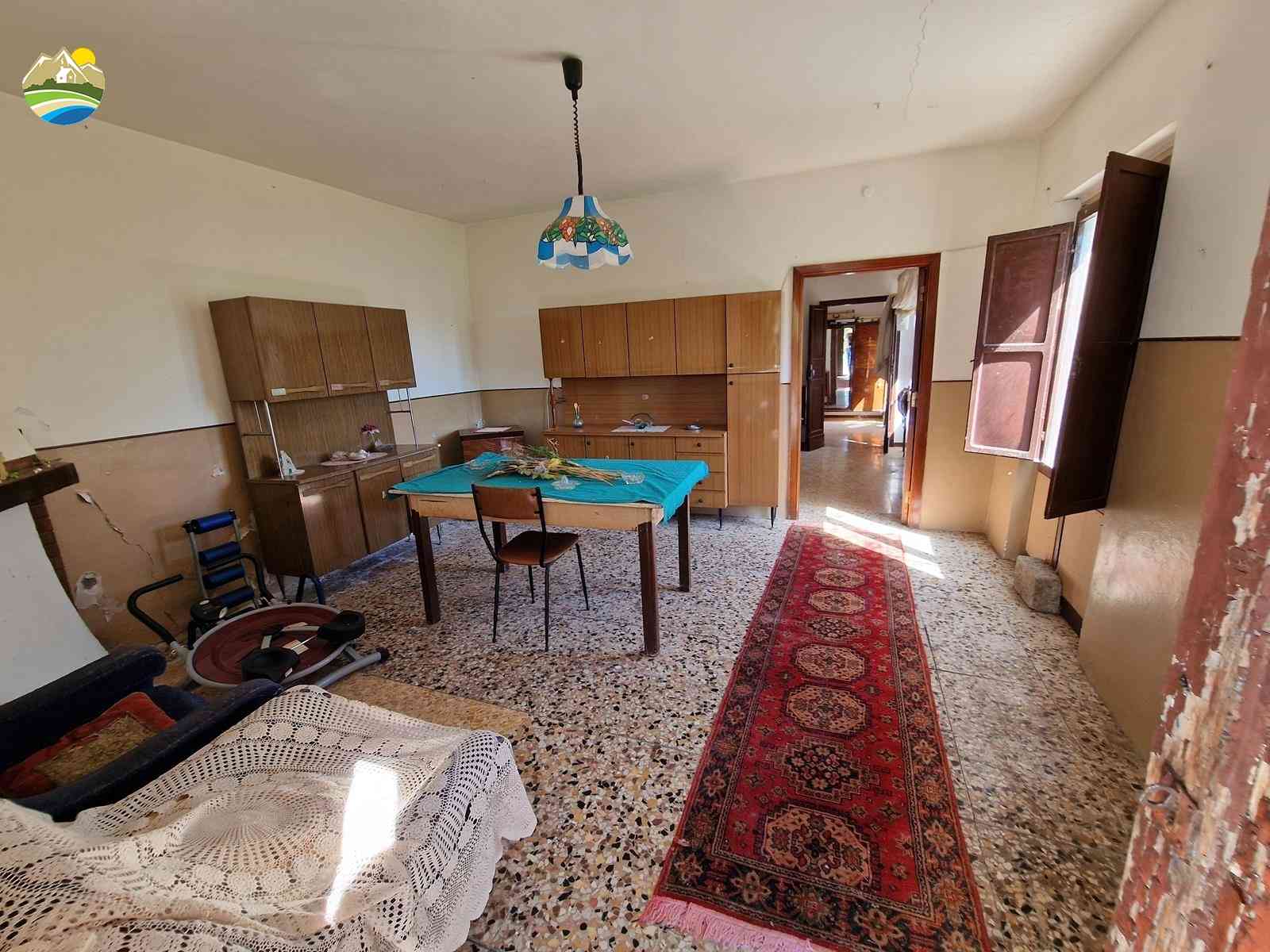 Country Houses Country Houses for sale Cermignano (TE), Casa del Poggio - Cermignano - EUR 27.307 900