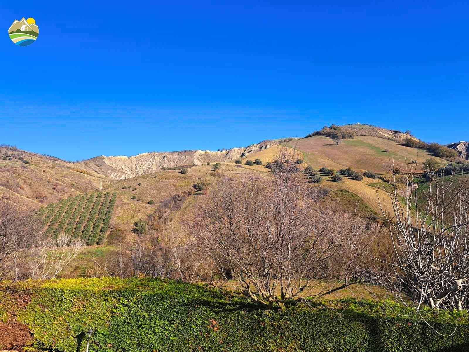 Country Houses Country Houses for sale Cellino Attanasio (TE), Casa La Taverna - Cellino Attanasio - EUR 345.000 1070
