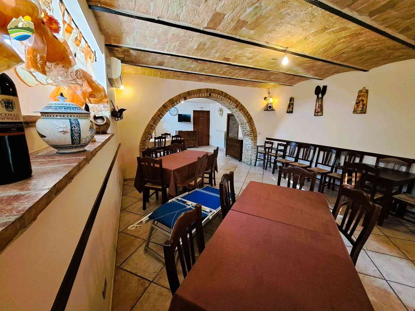 Country Houses Country Houses for sale Cellino Attanasio (TE), Casa La Taverna - Cellino Attanasio - EUR 345.000 920
