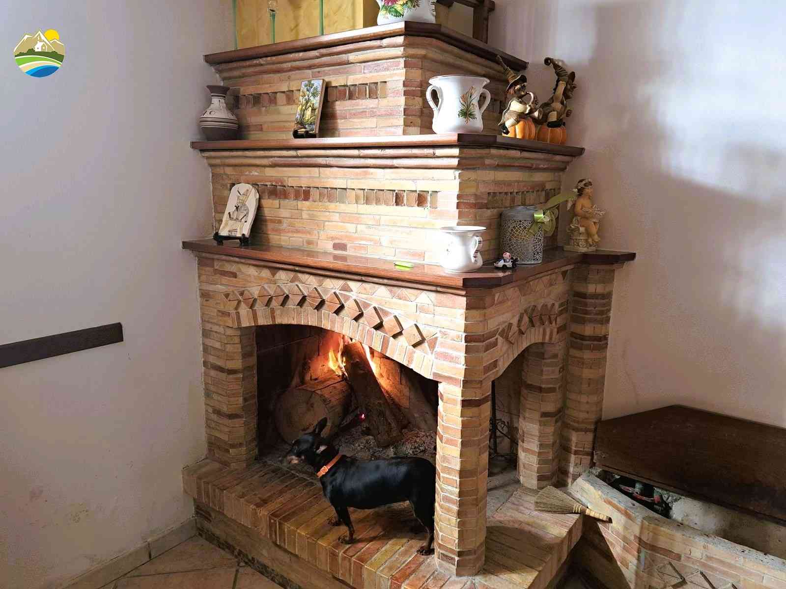Country Houses Country Houses for sale Cellino Attanasio (TE), Casa La Taverna - Cellino Attanasio - EUR 345.000 940
