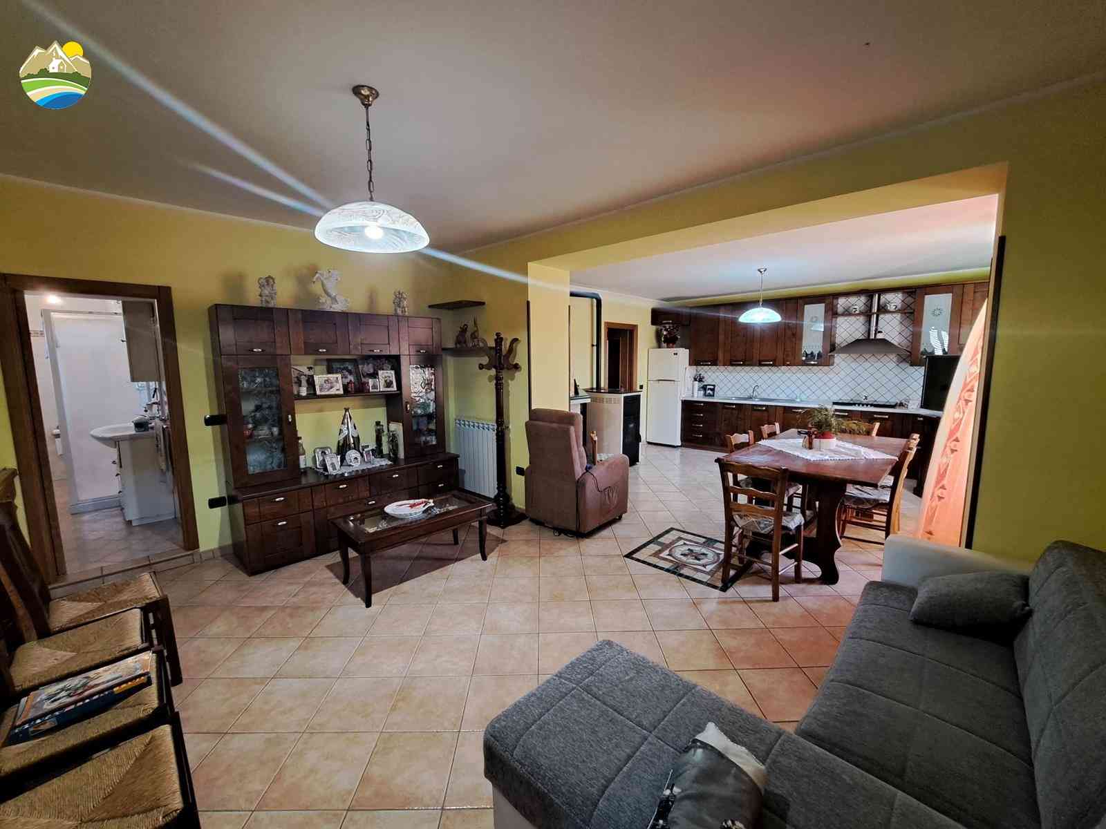 Country Houses Country Houses for sale Cellino Attanasio (TE), Casa La Taverna - Cellino Attanasio - EUR 345.000 970